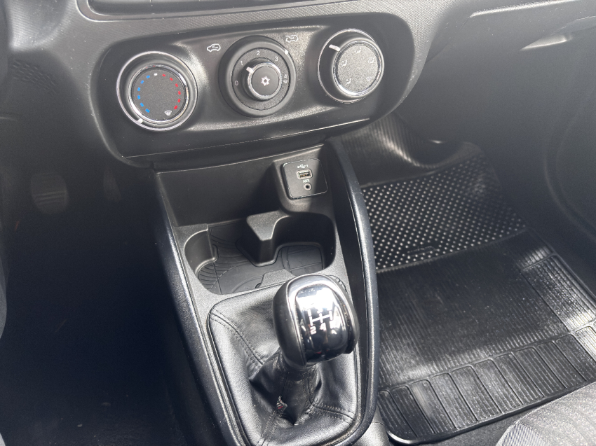 fiat cronos 1.3 firefly flex drive manual 4p 202413