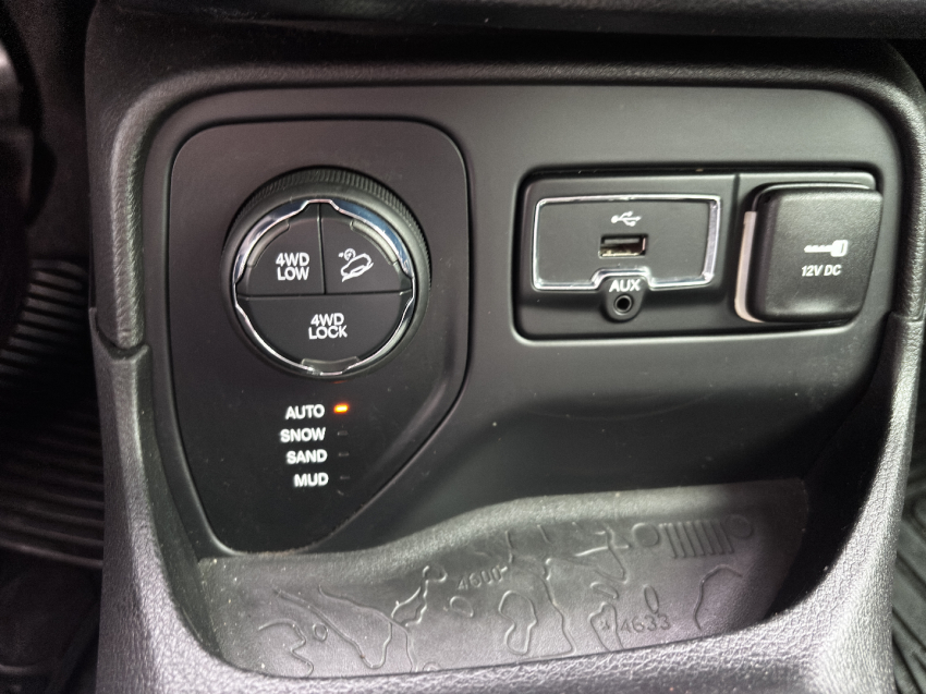 jeep renegade 2.0 16v turbo diesel longitude 4p 4x4 automatico 201614