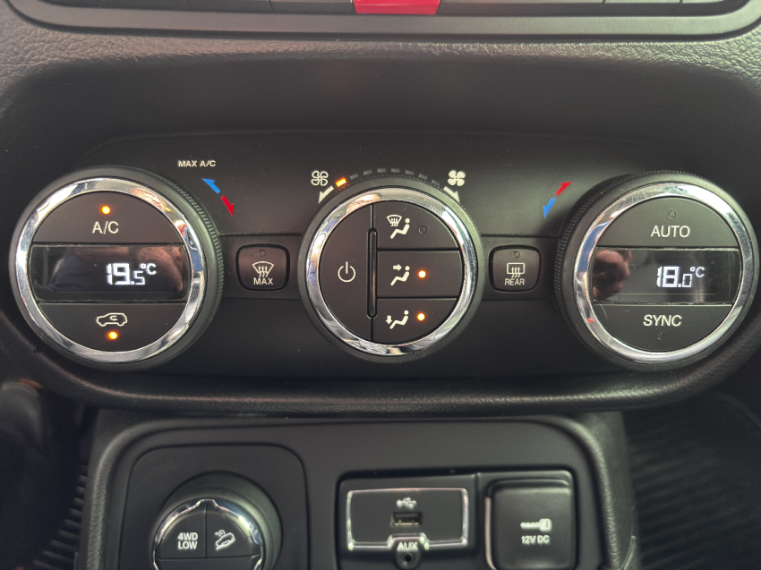 jeep renegade 2.0 16v turbo diesel longitude 4p 4x4 automatico 201617