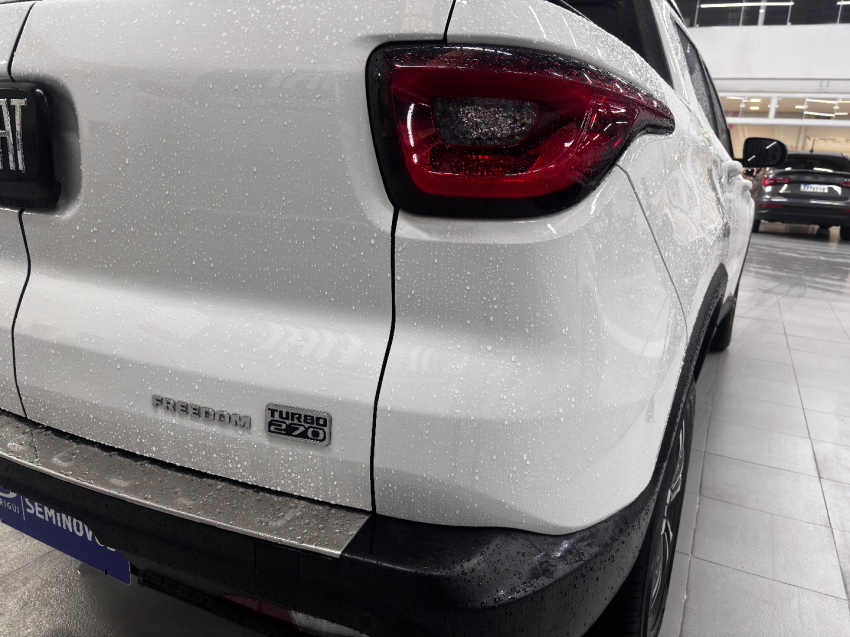 fiat toro 1.3 turbo 270 flex freedom at6 4p automatico 20226