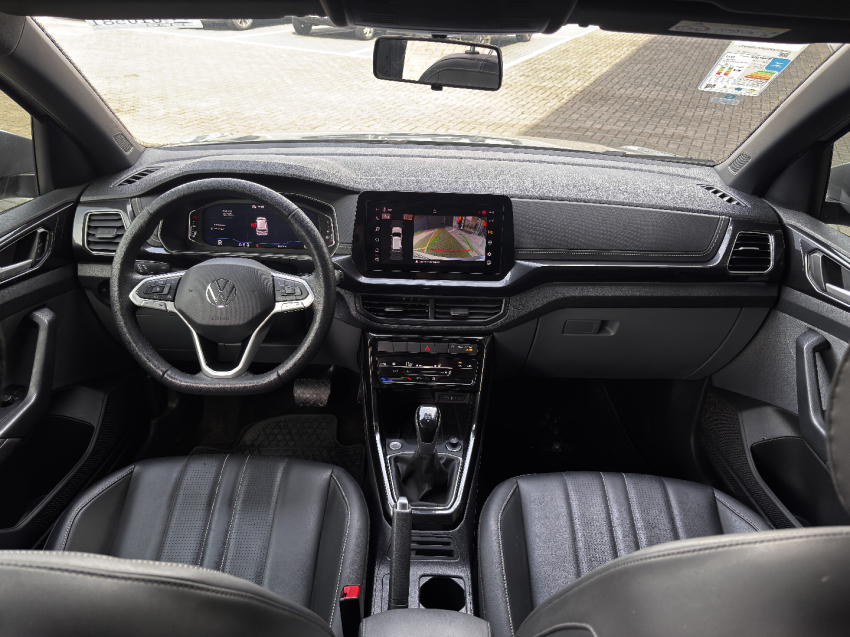 volkswagen t-cross 1.0 200 tsi total flex comfortline automatico 4p 202510