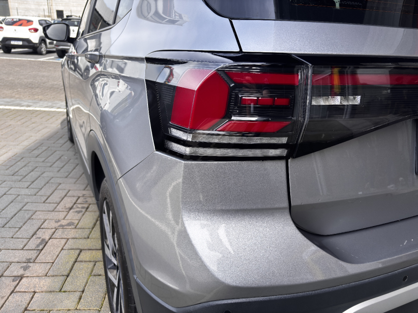 volkswagen t-cross 1.0 200 tsi total flex comfortline automatico 4p 20256