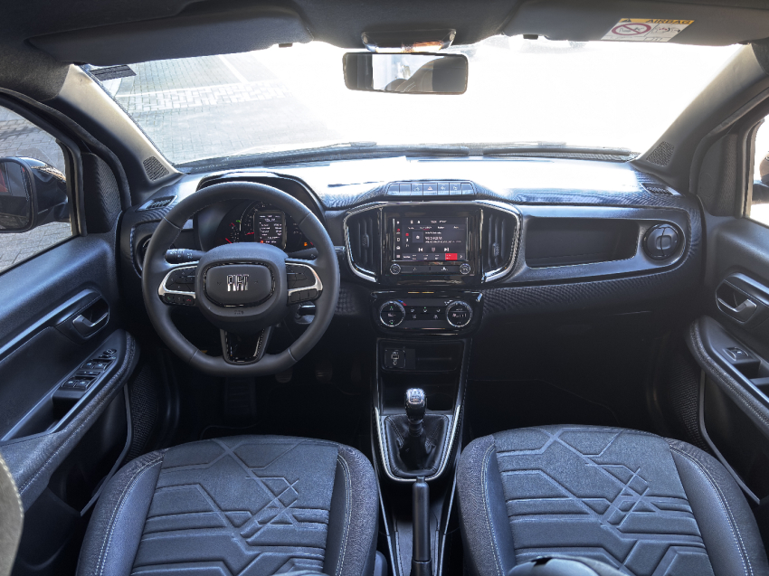 fiat strada 1.3 firefly flex volcano cd manual 4p automatico 202411