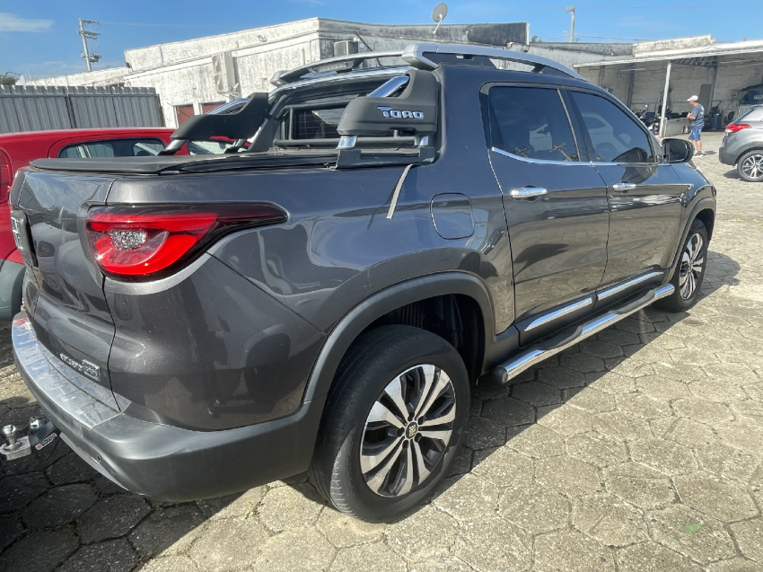 fiat toro volcano (tecnologia) 1.3 t270 at6 flex automatico 20224