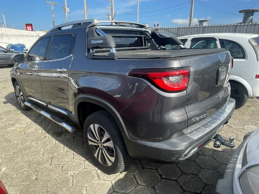 fiat toro volcano (tecnologia) 1.3 t270 at6 flex automatico 20223