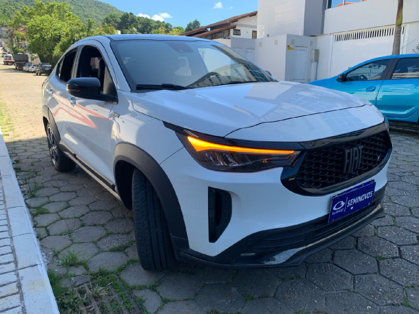 fiat fastback 1.3 turbo 270 flex limited edition at6 1.0 4p automatico 2023