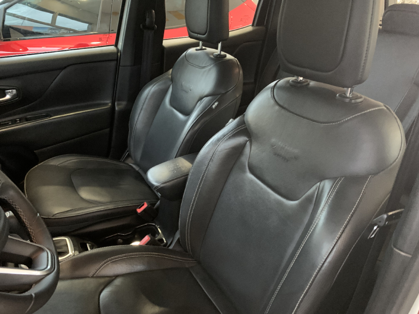 jeep renegade 1.3 t270 turbo flex longitude at6 2p automatico 2022