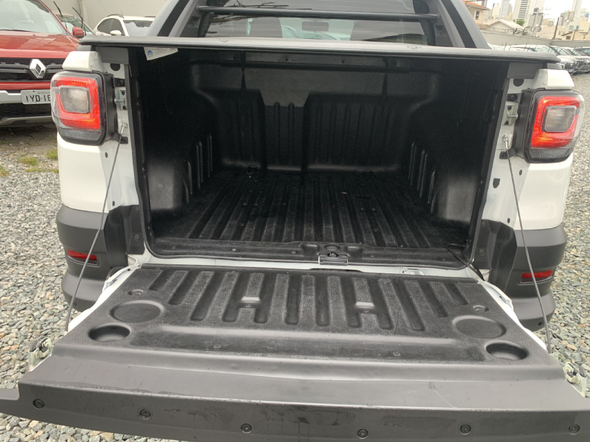 fiat strada 1.0 turbo 200 flex ultra cd cvt 4p automatico 2025