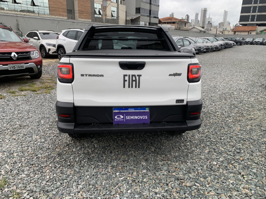 fiat strada 1.0 turbo 200 flex ultra cd cvt 4p automatico 2025