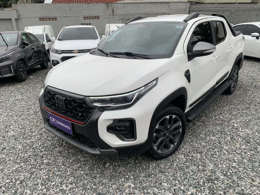 fiat strada 1.0 turbo 200 flex ultra cd cvt 4p automatico 2025