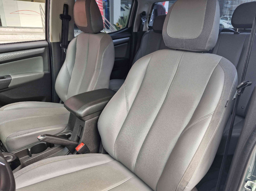 chevrolet s10 2.8 16v turbo diesel ltz cd 4x4 automatico 4p 2025