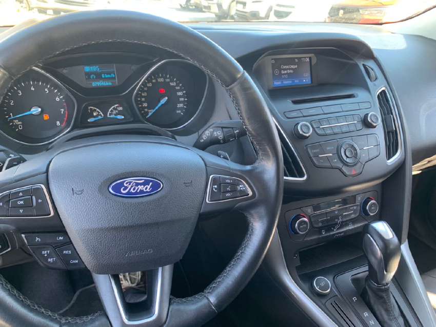 ford focus 2.0 se plus fastback 16v flex 4p powershift 5p semiautomatico 2016