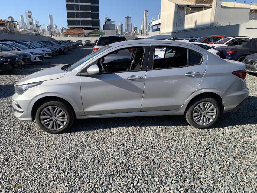 fiat cronos 1.3 firefly flex drive cvt 4p automatico 2024