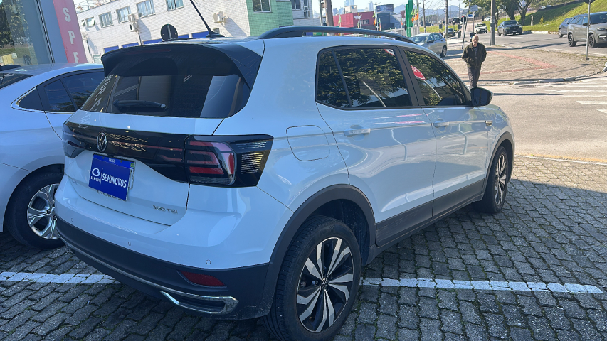 volkswagen t-cross 1.0 200 tsi total flex comfortline automatico 5p 2022