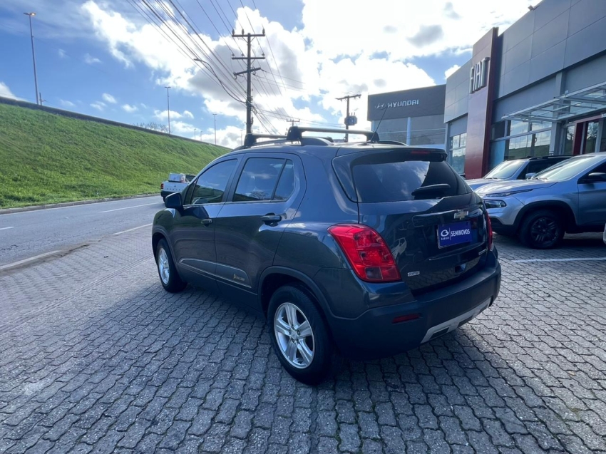 chevrolet tracker 1.8 flex 2014