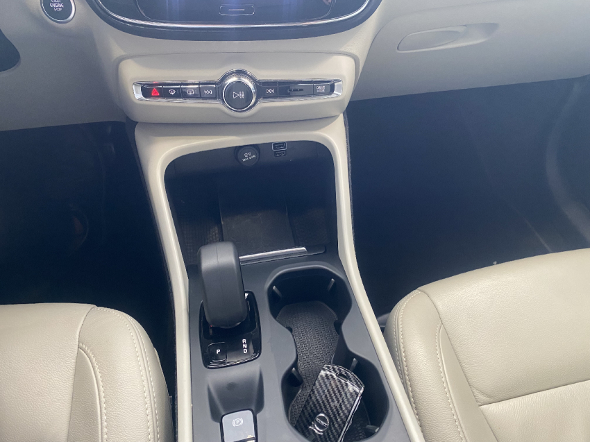 volvo xc40 1.5 t5 recharge inscription expression geartronic hibrido 5p automatico 20229