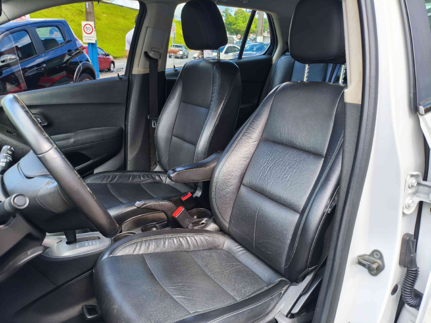 chevrolet tracker 1.8 flex automatico 201514