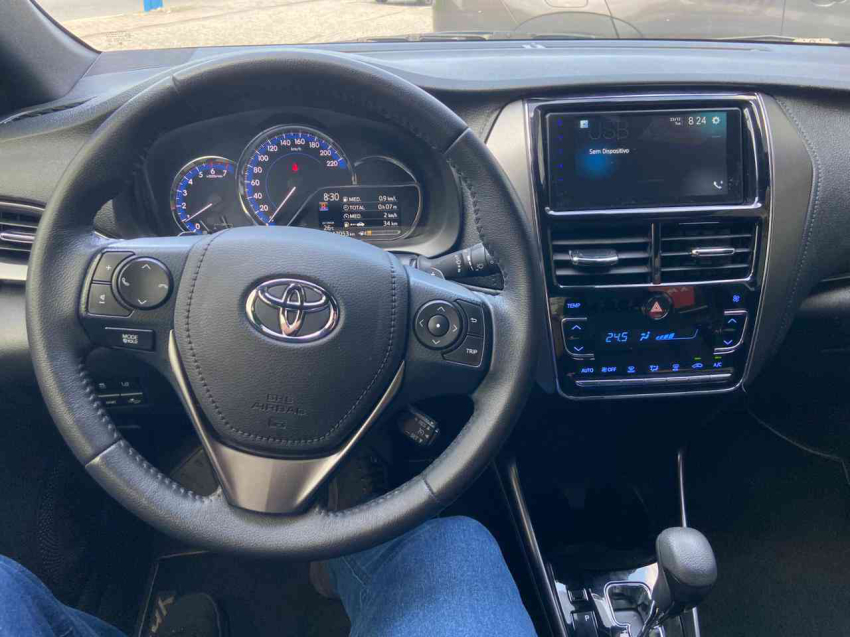 toyota yaris 1.5 flex automatico 202513