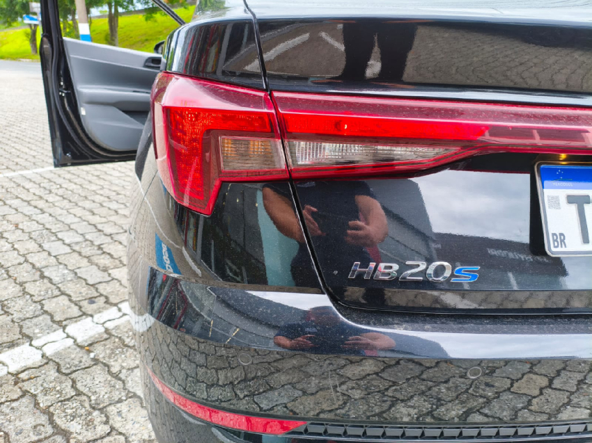 hyundai hb20s 1.0 tgdi flex comfort plus tech automatico 4p 20256
