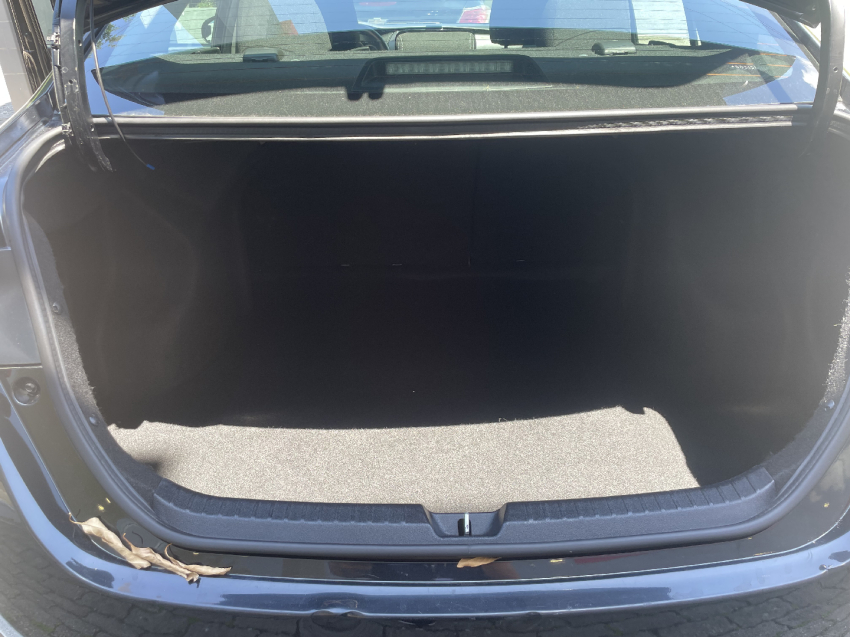 toyota yaris 1.5 16v flex sedan xl multidrive 4p automatico 20256