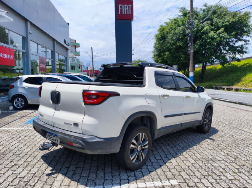 fiat toro 1.3 turbo 270 flex freedom at6 4p automatico 20225