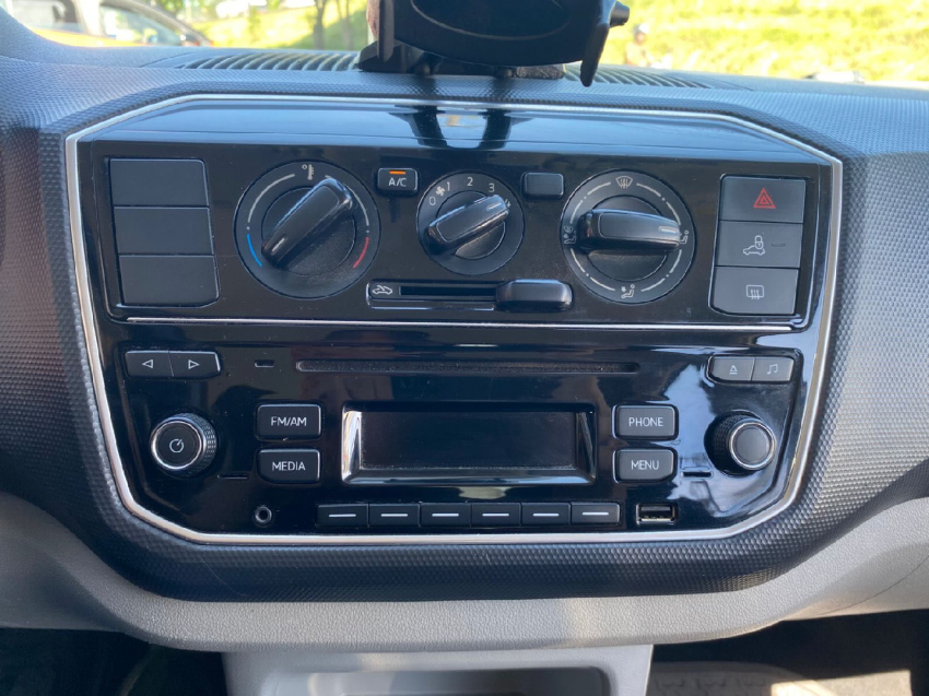 volkswagen up 1.0 flex manual 20198