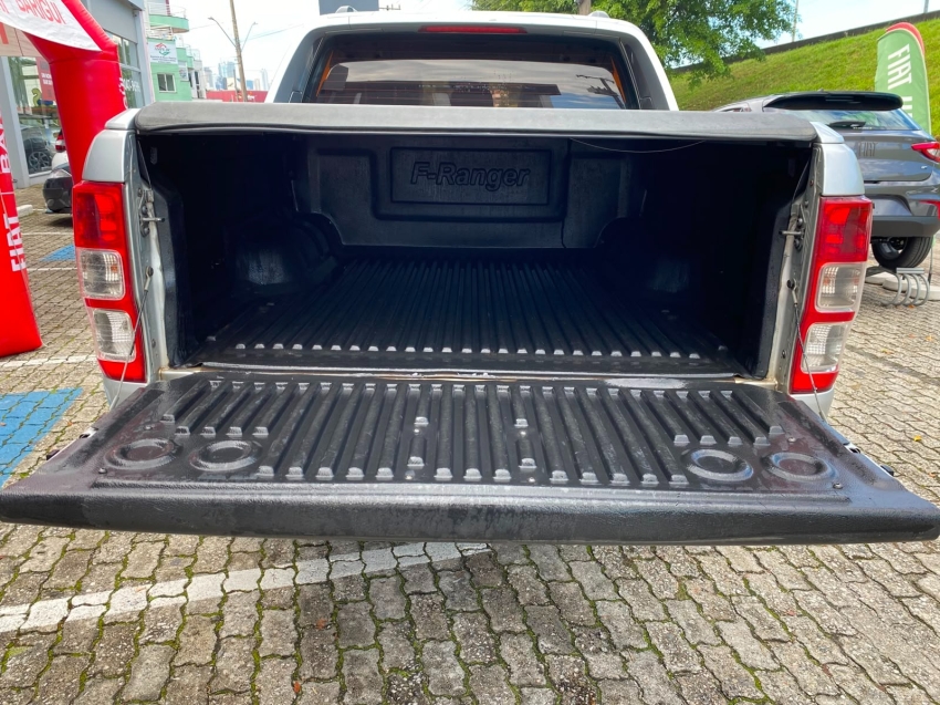 ford ranger 3.2 limited 4x4 cd 20v diesel 4p automatico 201313