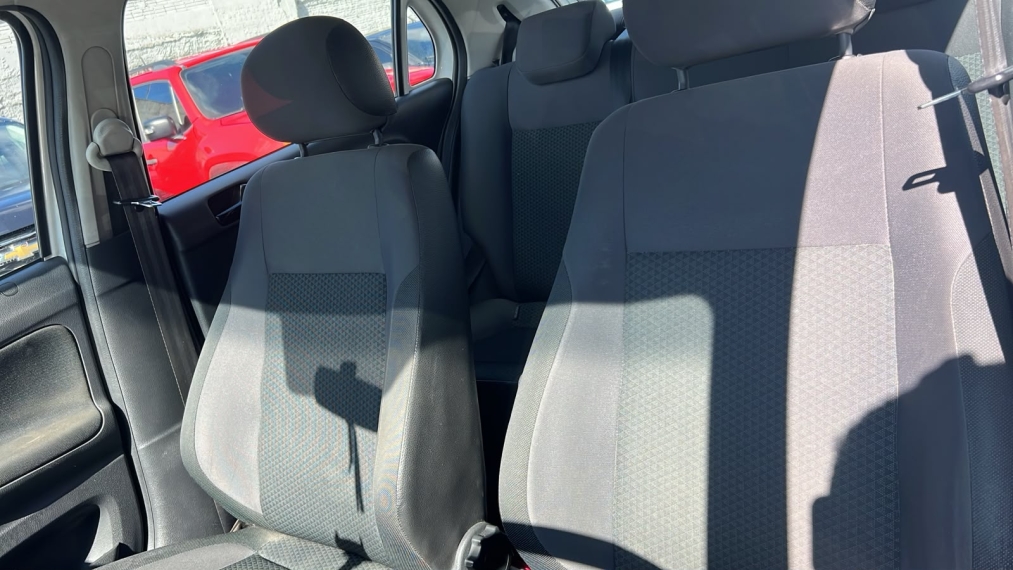 volkswagen gol 1.0 flex 20215