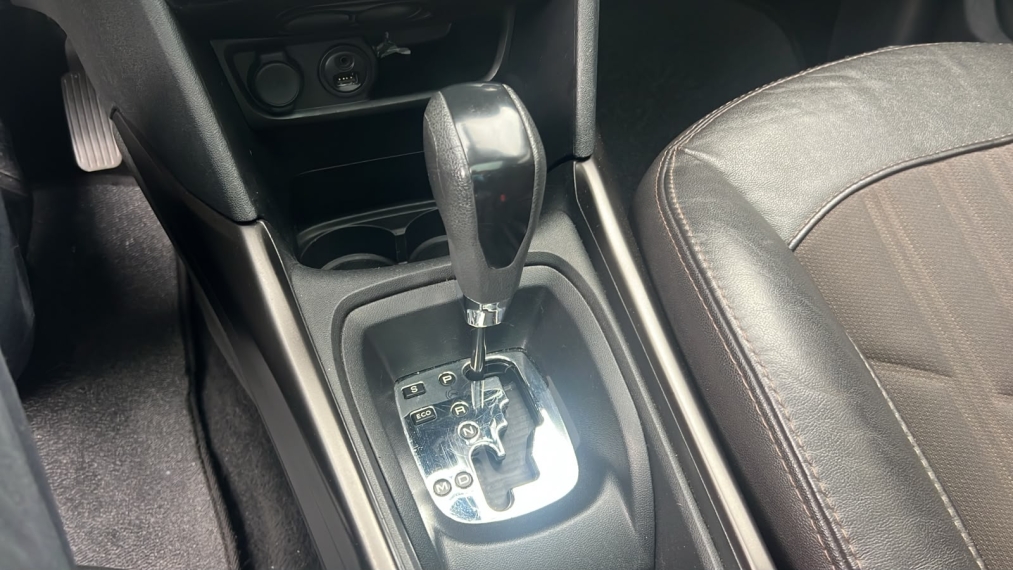 peugeot 2008 griffe 1.6 16v at64