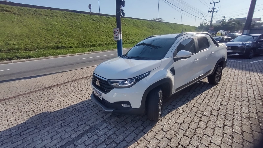 fiat strada 1.3 flex 20233