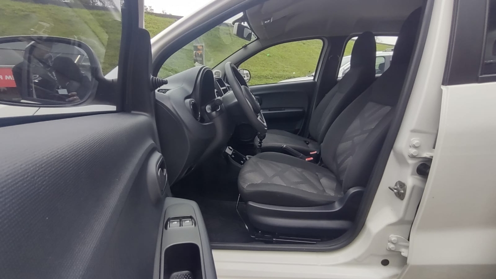 fiat mobi 1.0 evo flex like. manual 4p 202013