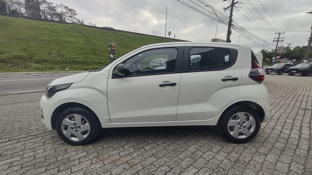 fiat mobi 1.0 evo flex like. manual 4p 20204