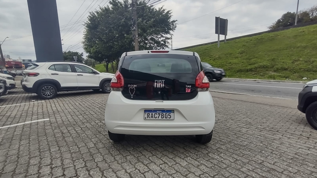 fiat mobi 1.0 evo flex like. manual 4p 20205