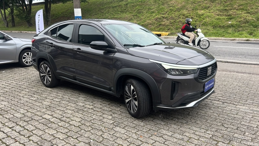 fiat fastback flex automatico 20251