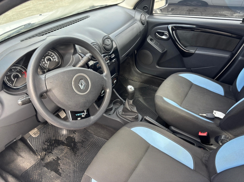 renault sandero 1.0 expression 16v flex 4p manual 2014