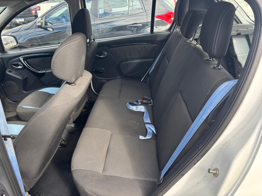 renault sandero 1.0 expression 16v flex 4p manual 2014