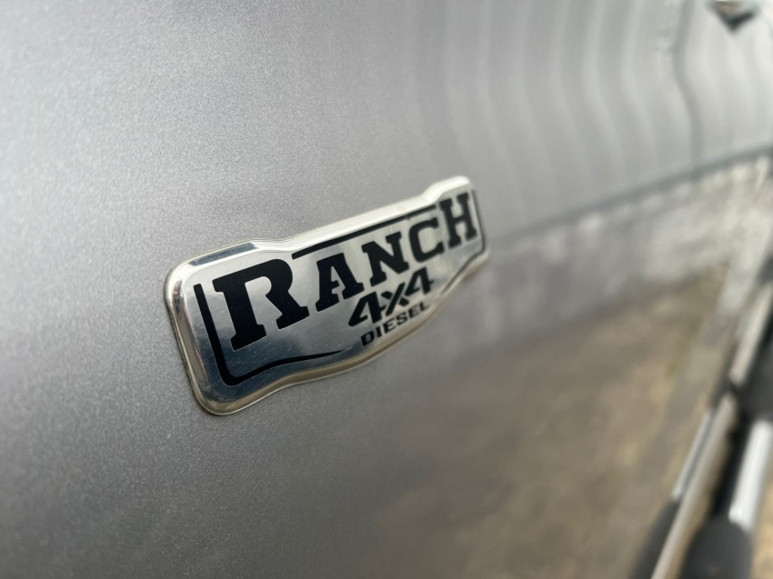 fiat toro 2.0 16v turbo diesel ranch 4wd at9 4p automatico 2021