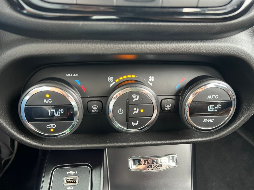 fiat toro 2.0 16v turbo diesel ranch 4wd at9 4p automatico 2021