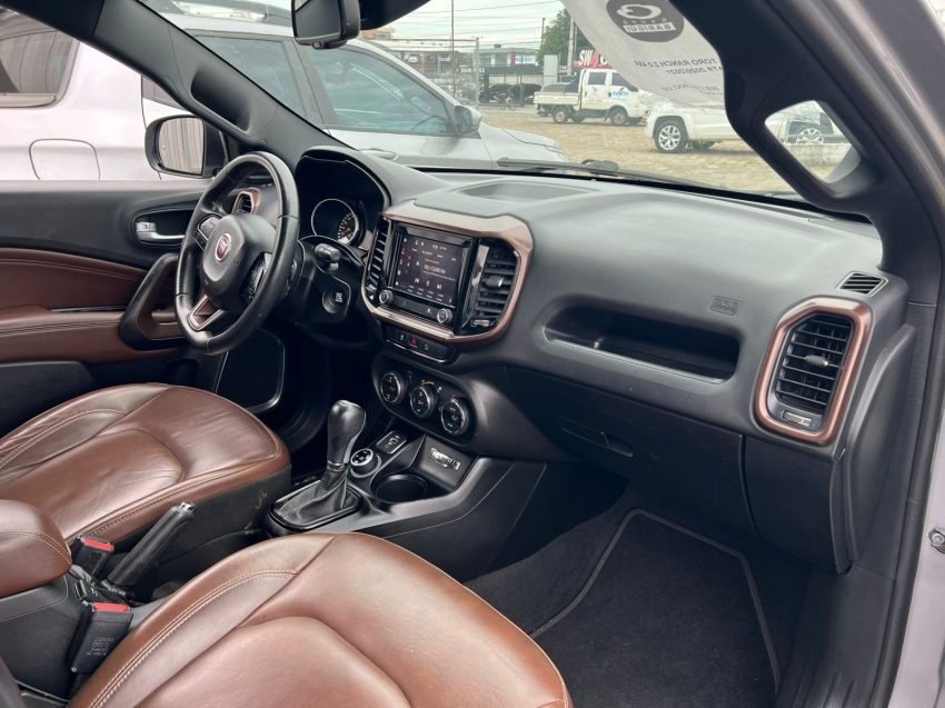 fiat toro 2.0 16v turbo diesel ranch 4wd at9 4p automatico 2021