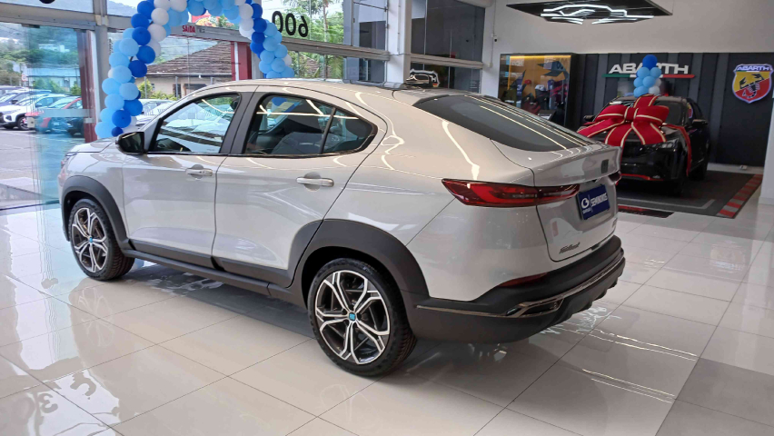 fiat fastback 1.0 turbo 200 flex impetus cvt 2025