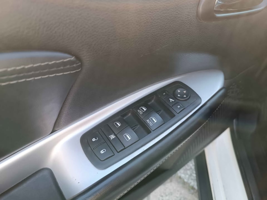 fiat freemont 2.4 precision 16v gasolina 4p automatico 2012