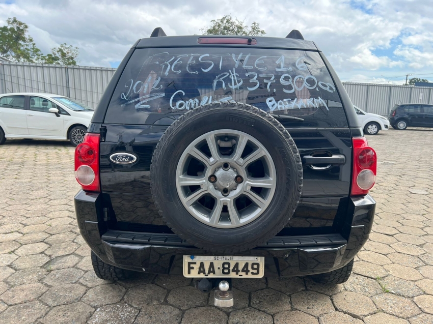 ford ecosport 1.6 freestyle 8v flex 4p manual 2012
