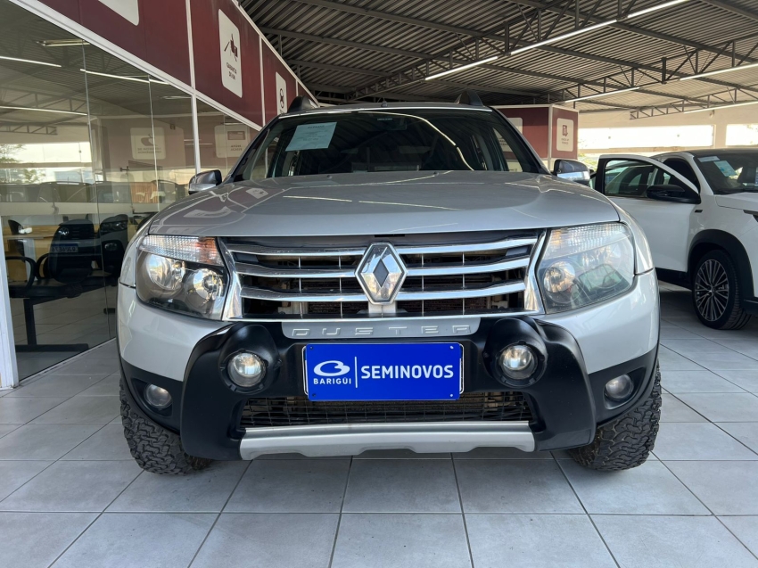 renault duster 2.0 dynamique 4x4 16v flex 4p manual 2014
