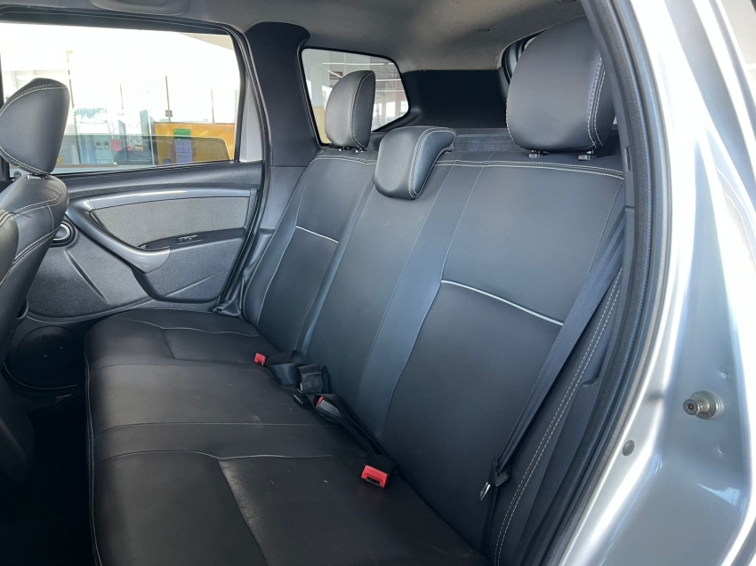 renault duster 2.0 dynamique 4x4 16v flex 4p manual 2014