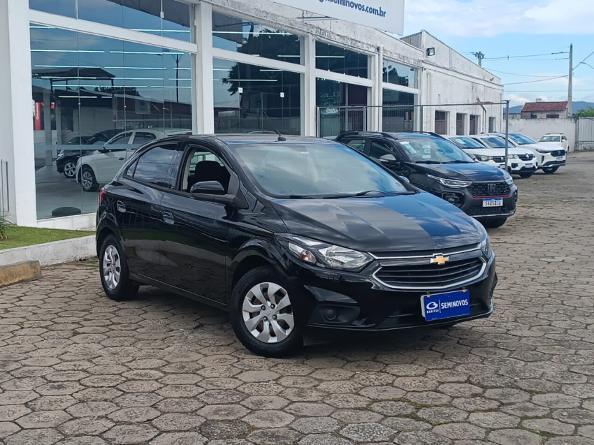 chevrolet onix 1.0 mpfi lt 8v flex 4p manual 2018