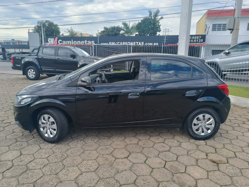 chevrolet onix 1.0 mpfi lt 8v flex 4p manual 2018