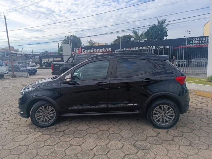 fiat argo trekking 1.3 8v