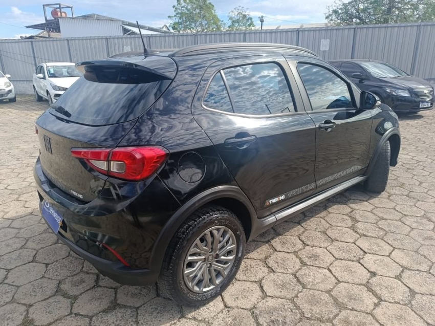 fiat argo trekking 1.3 8v
