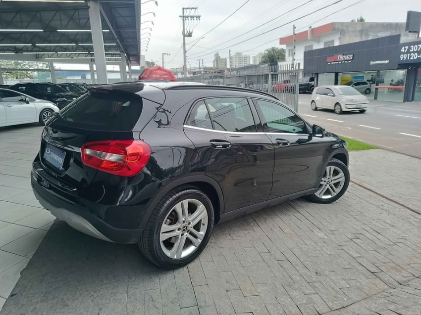 mercedes-benz gla 200 1.6 cgi flex style 7g-dct 4p automatico 2018