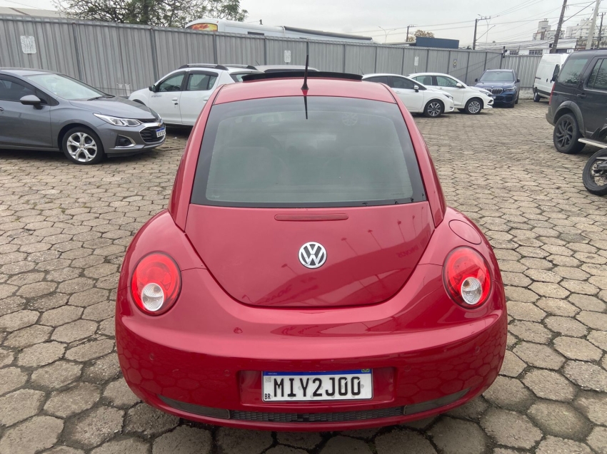 volkswagen new beetle 2.0 mi 8v gasolina 2p automatico 2010